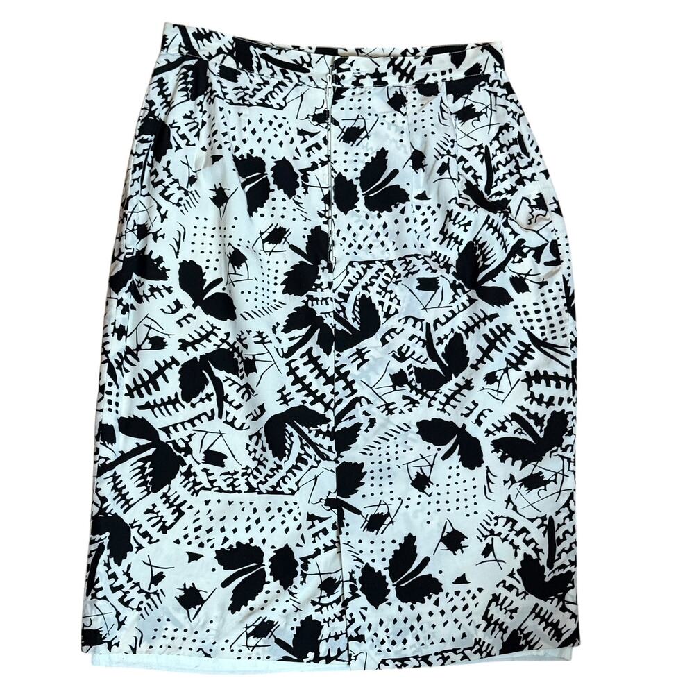 Emmanuelle Khanh Paris Skirt 100% Silk Size 40 Zipper and Buttons Back Closure - Picture 4 of 9